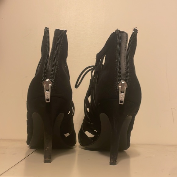 A.n.a strappy black heels size 8 - Picture 4 of 4